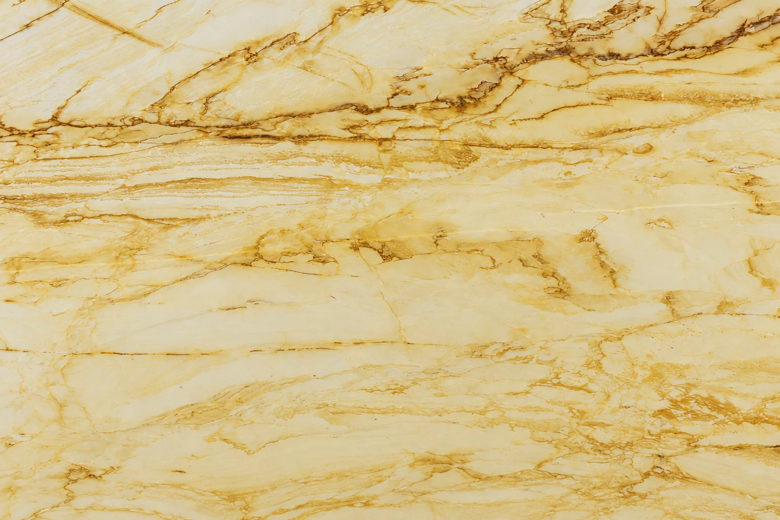 Golden Macaubas — pedra apresentada pela Grannick Pedras