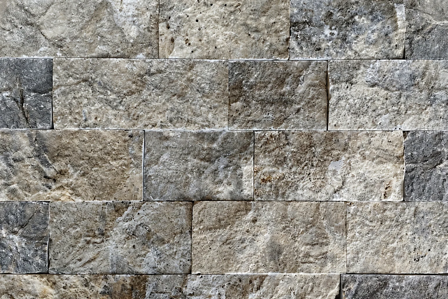 Rockface Silver – Travertino Silver — pedra apresentada pela Grannick Pedras